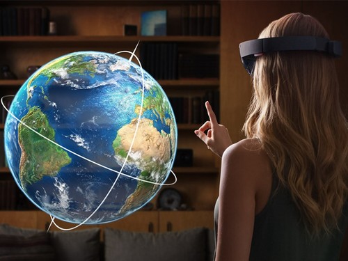 传谷歌正打造独立AR设备 死磕HoloLens