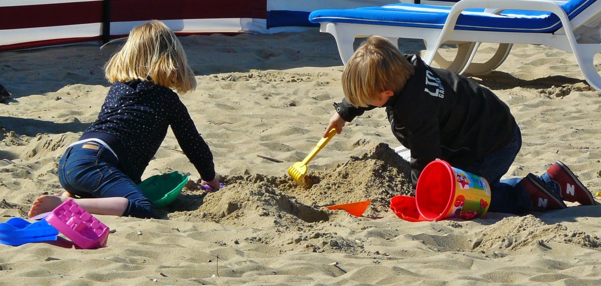 children_playing_child_children_beach_sand_beach_play_sand_girl-973269.jpg